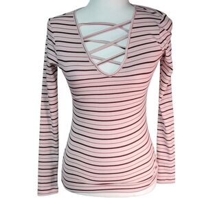 ▪︎New: Size XS, Mossimo Top